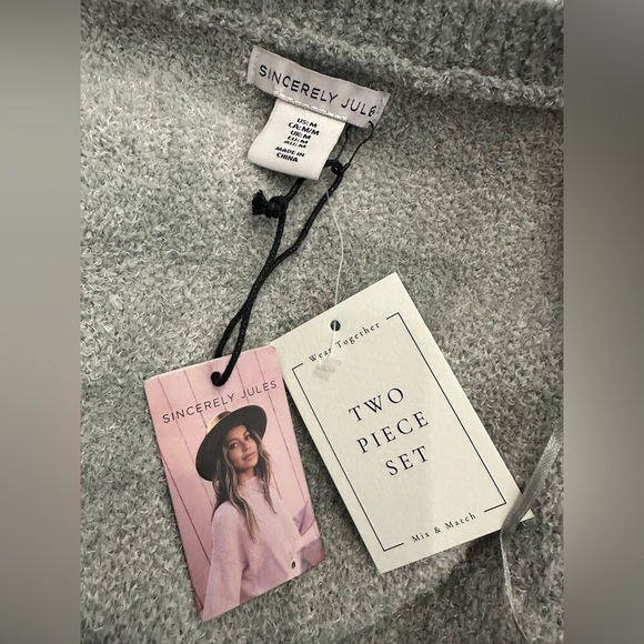 Sincerely Jule’s Plaid Women's Sweater Two Piece Set - Picture 9 of 9